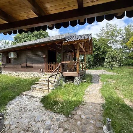 Kadiu Villa Klos