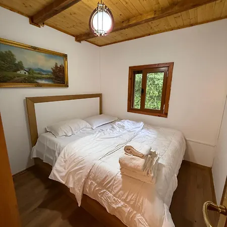 Kadiu Villa